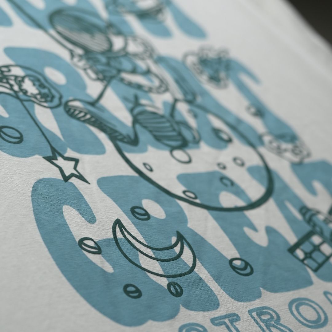 Great Astronaut Typography Oversized T-shirt